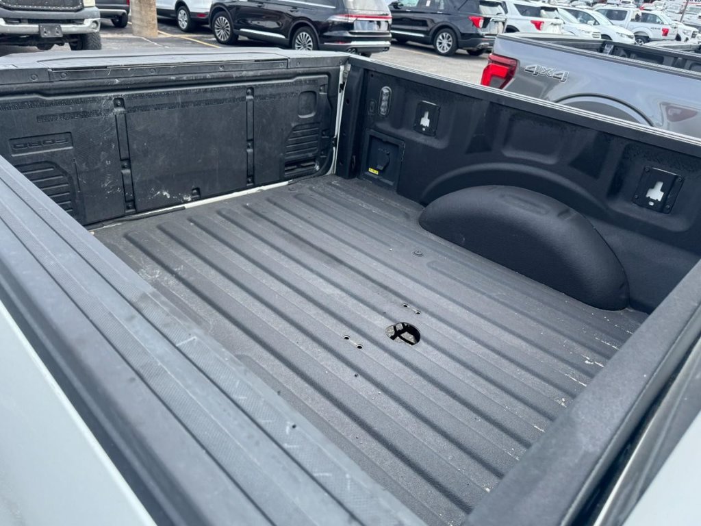 Used 2021 Ford F150 Lariat w/ Equipment Group 502A High AWD/4WD image 4