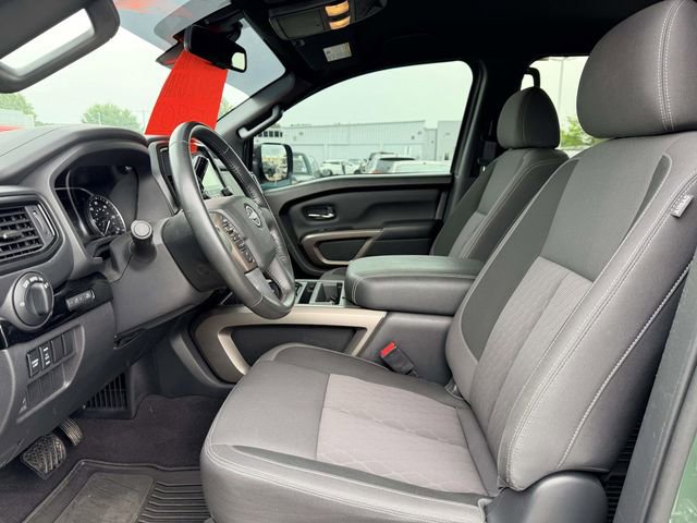 Used 2024 Nissan Titan SV w/ SV Bronze Edition Package AWD/4WD image 16