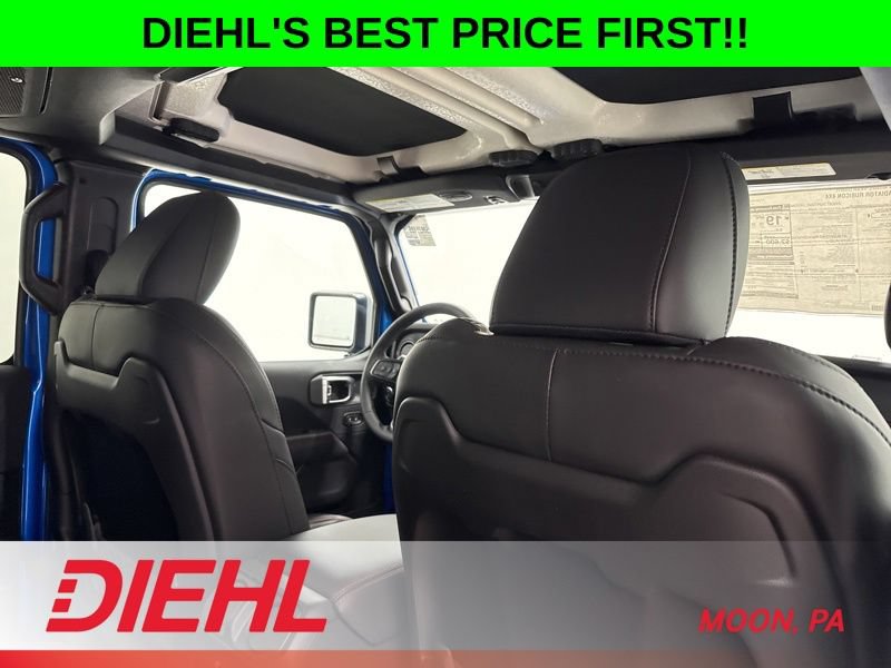 New 2026 Jeep Gladiator Rubicon w/ Steel Power Dome Hood Package AWD/4WD image 12