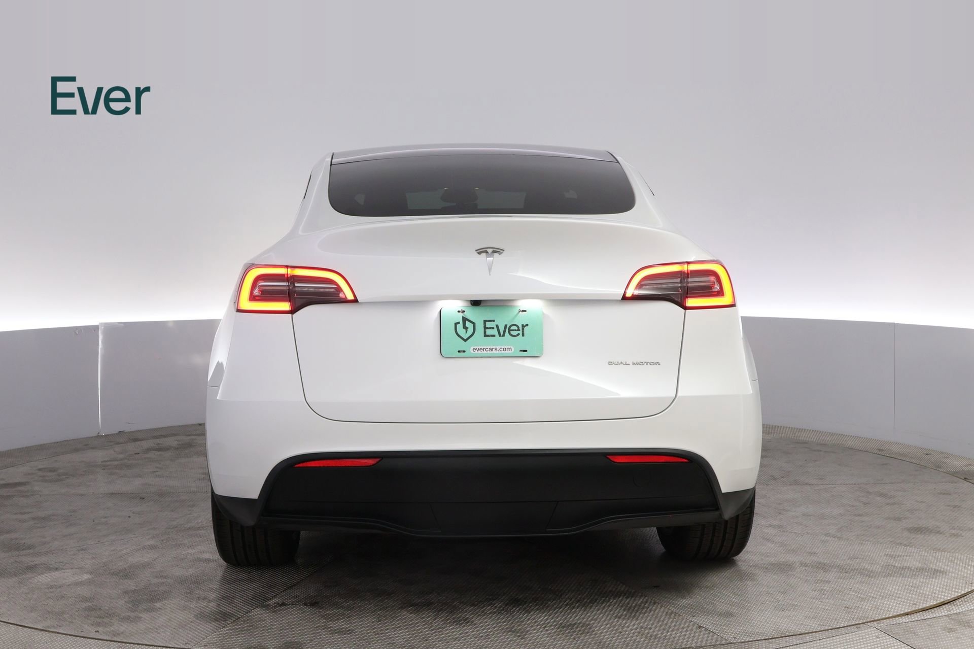 Used 2024 Tesla Model Y Long Range AWD/4WD image 15
