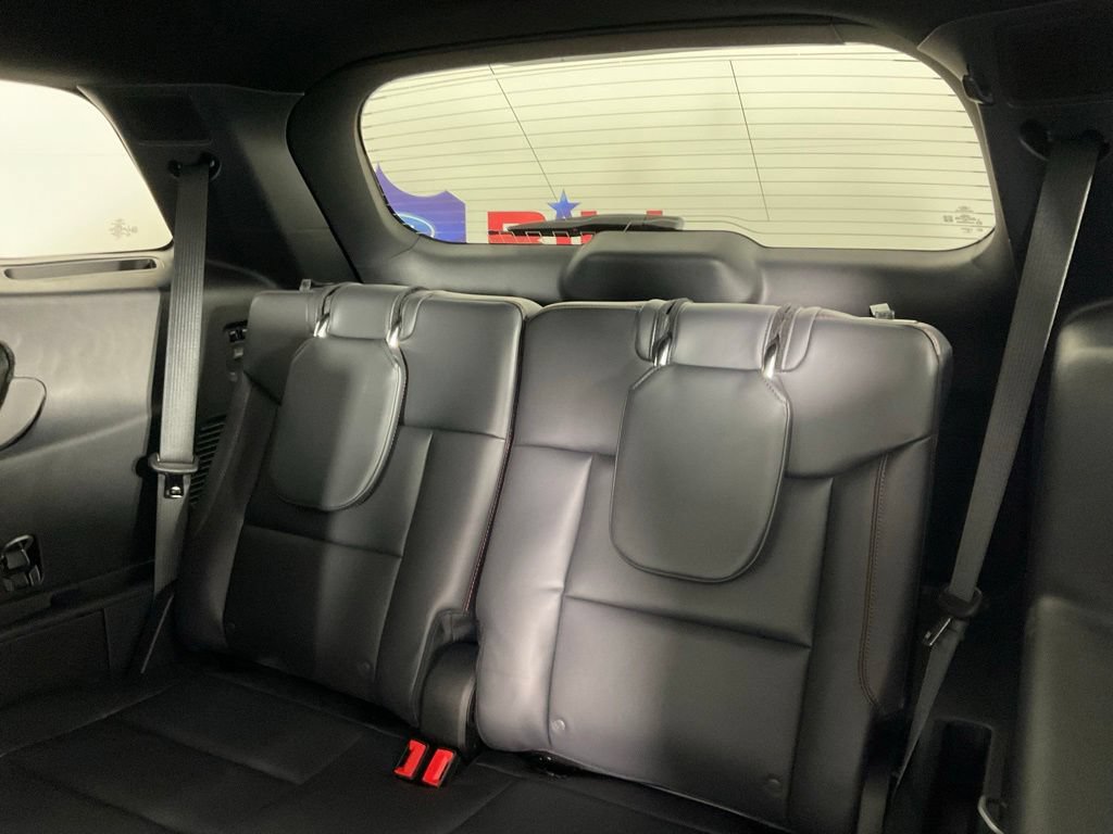 New 2026 Ford Explorer Active w/ Active Comfort Package RWD image 17