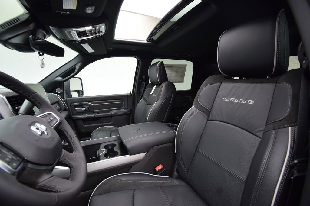 New 2026 RAM 3500 Laramie image 38