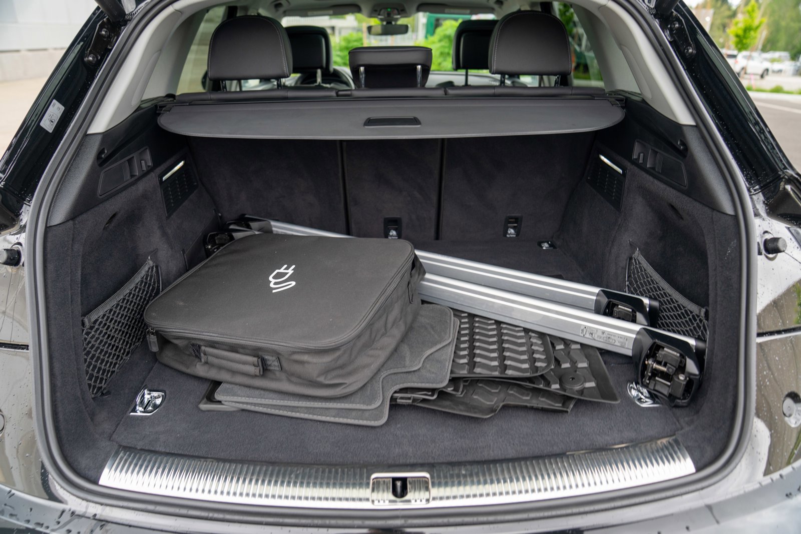 Used 2021 Audi Q5 e Premium Plus w/ Premium Plus Package AWD/4WD image 27