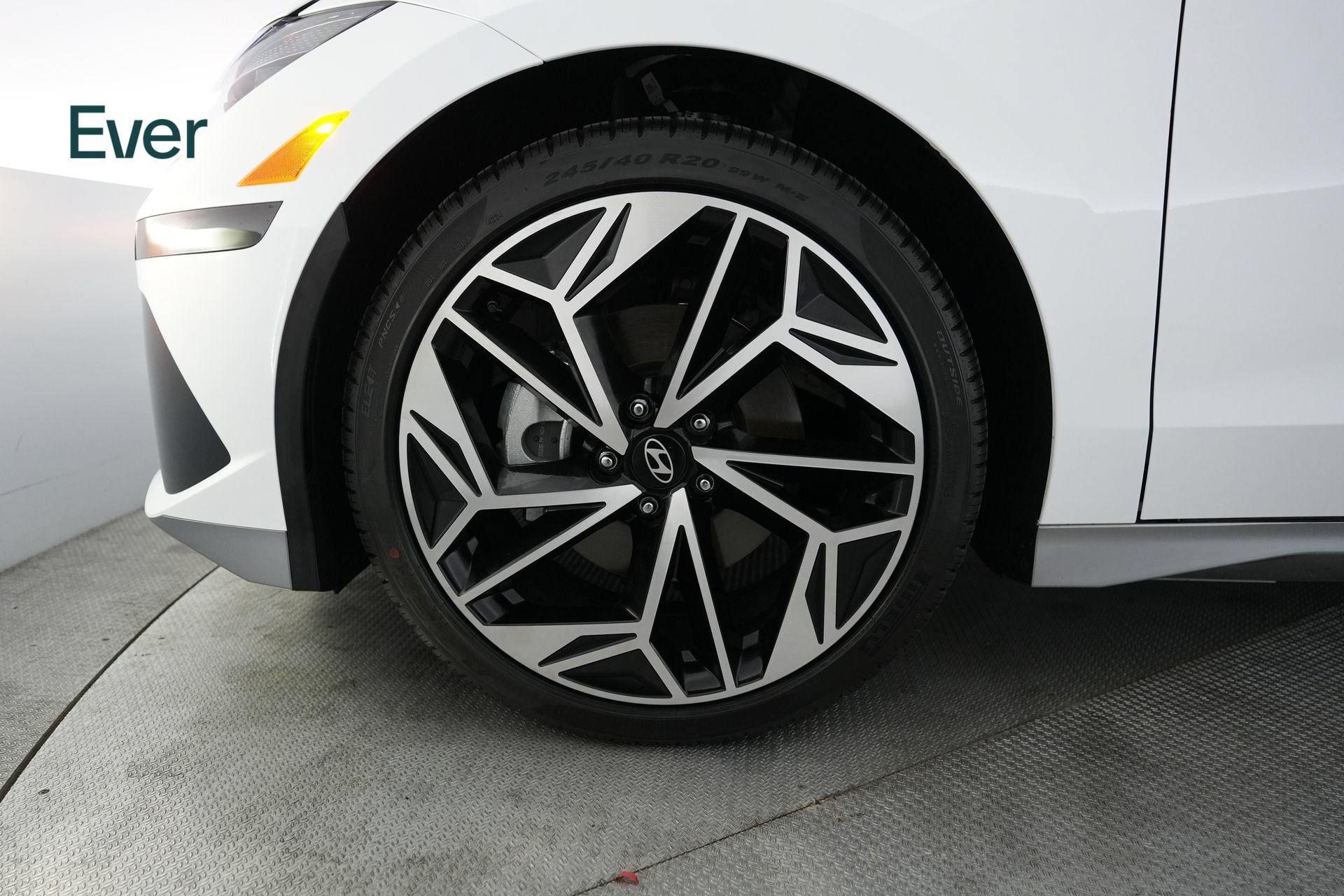 Used 2024 Hyundai Ioniq 6 Limited RWD image 19