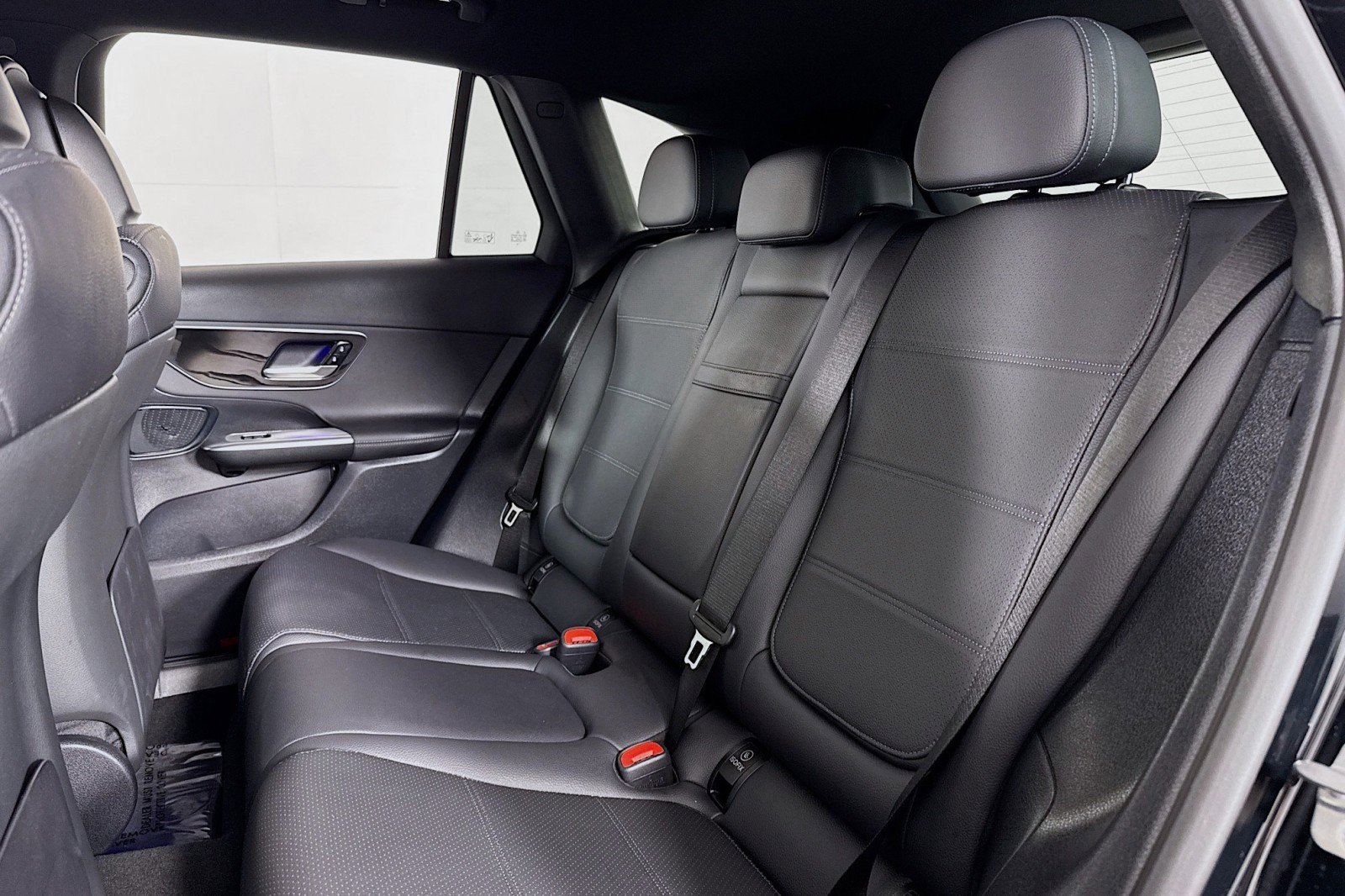 Certified 2026 Mercedes-Benz GLC 300 image 8