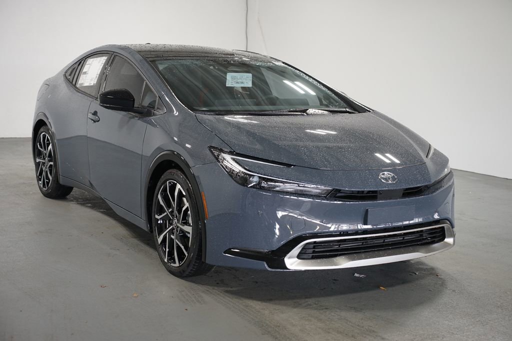 New 2026 Toyota Prius Plug-In Hybrid image 3