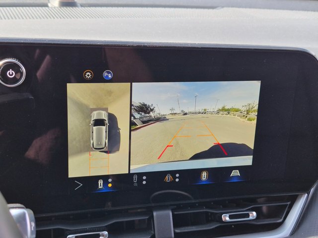 Used 2025 Chevrolet Equinox LT w/ Convenience Package II FWD image 10