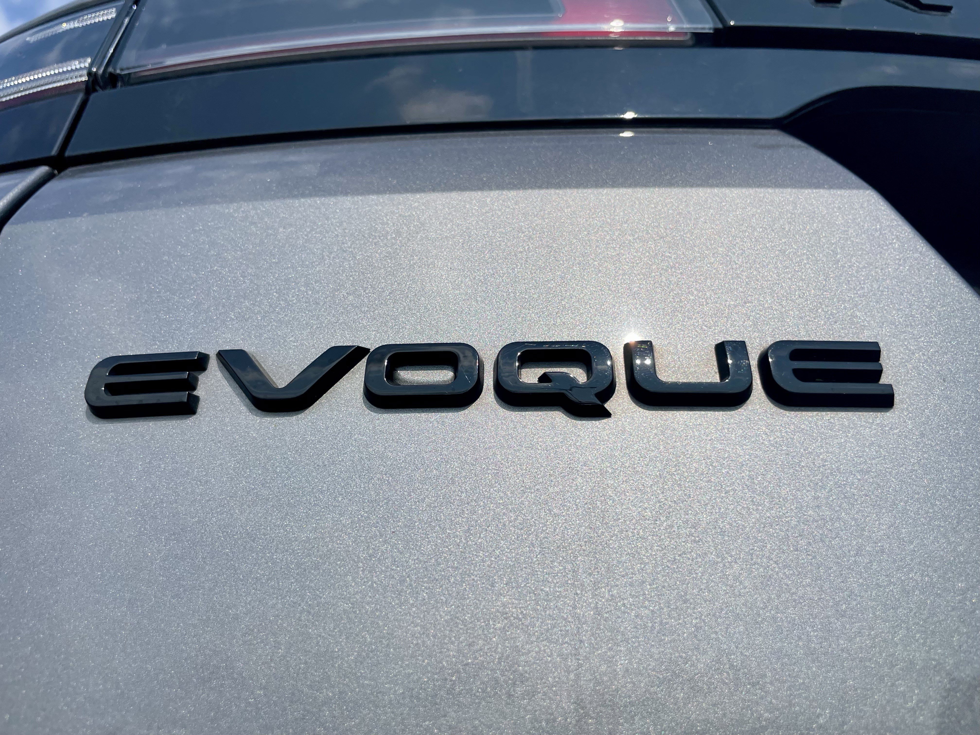 Certified 2025 Land Rover Range Rover Evoque Dynamic SE AWD/4WD image 33