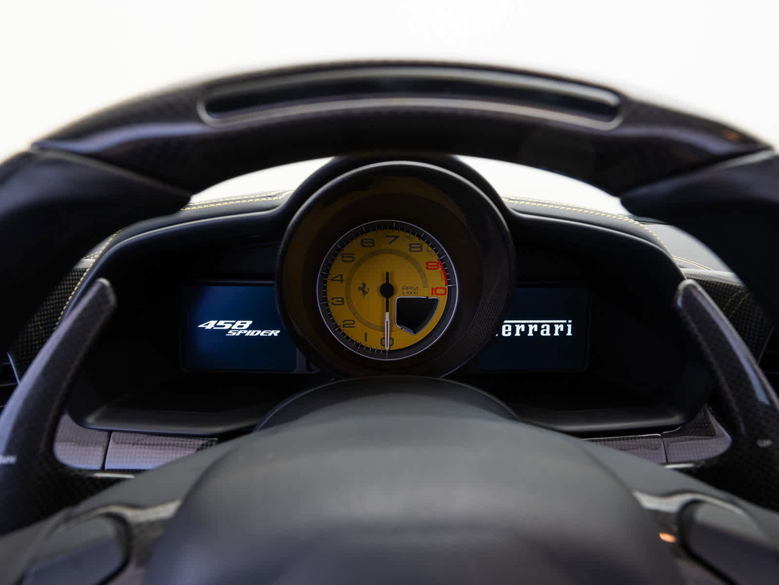 Used 2014 Ferrari 458 Spider image 11