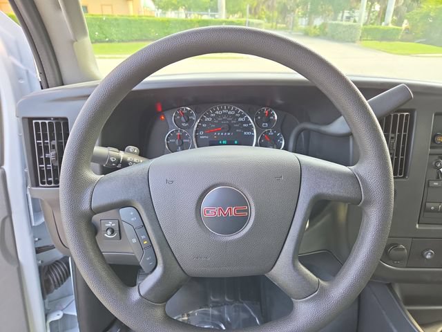 New 2026 GMC Savana 3500 Extended w/ Driver Convenience Package RWD image 15