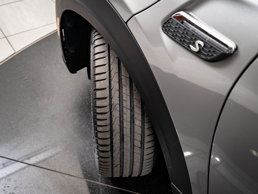 Used 2024 MINI Cooper SE image 45