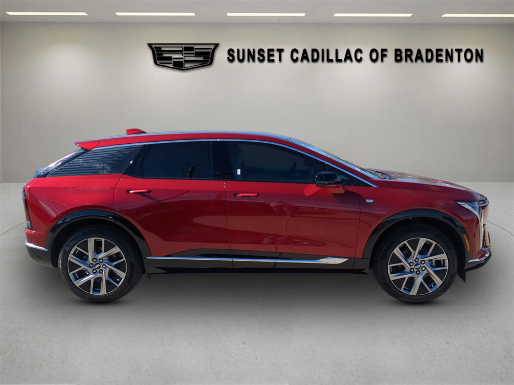 New 2026 Cadillac Optiq Luxury 1 w/ LPO, Floor Liner Package RWD image 3