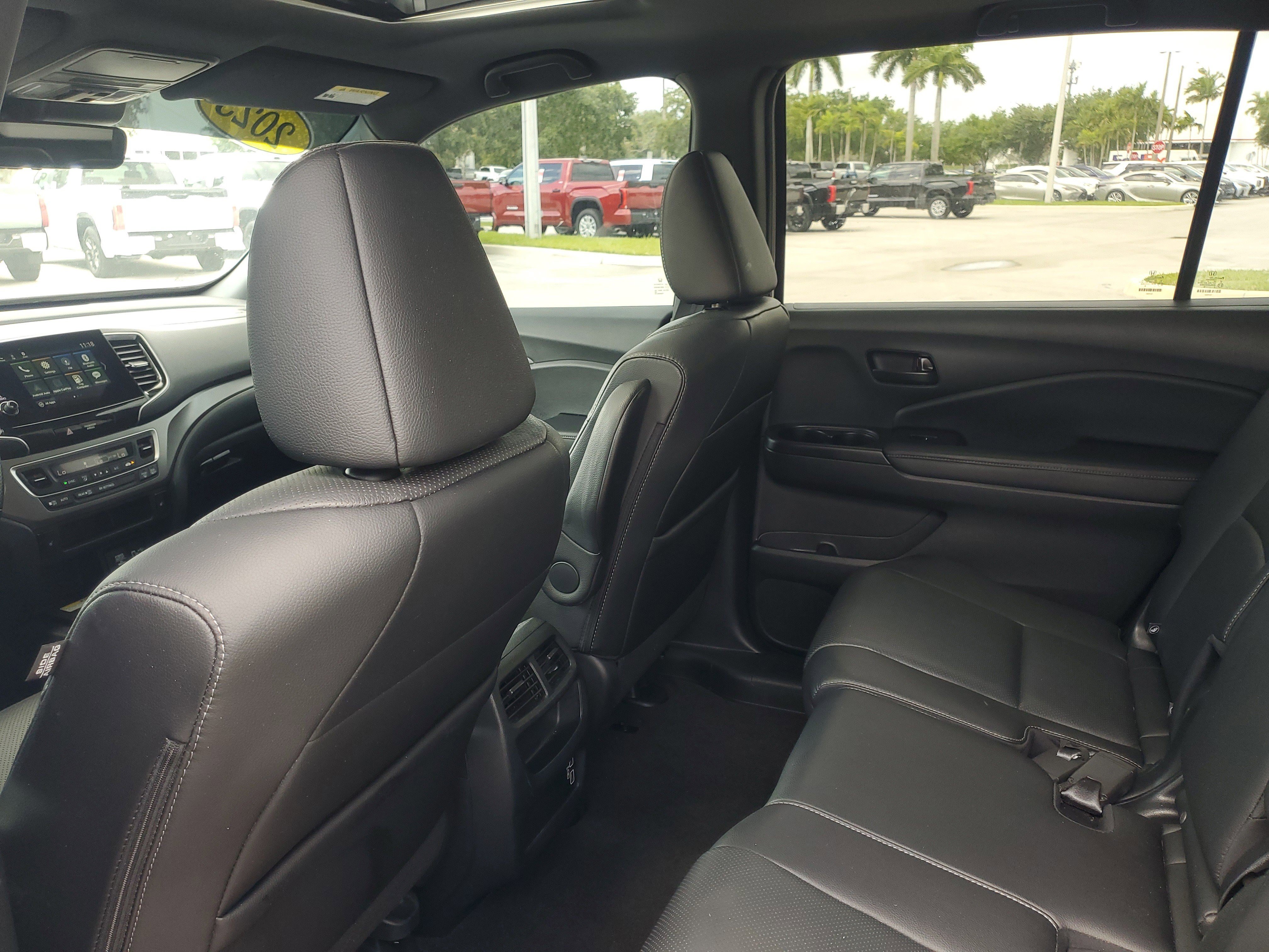 Used 2023 Honda Passport EX-L image 13