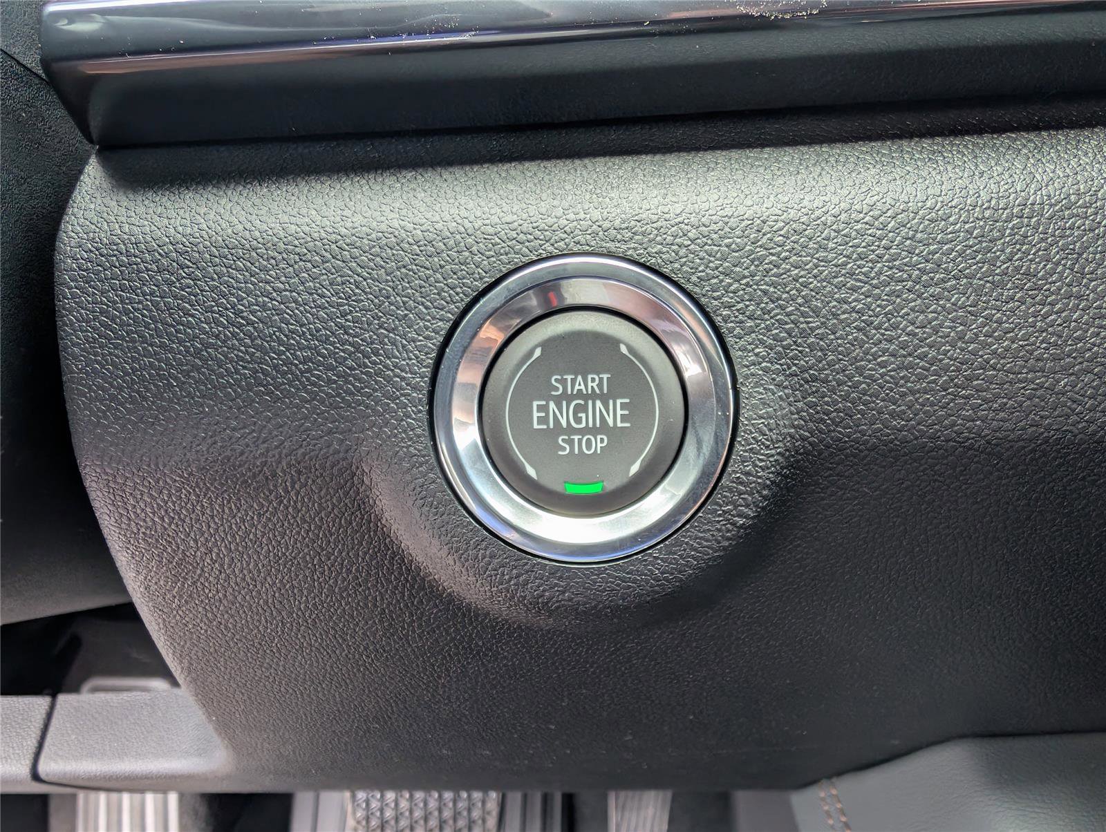 New 2026 GMC Terrain AT4 AWD/4WD image 32