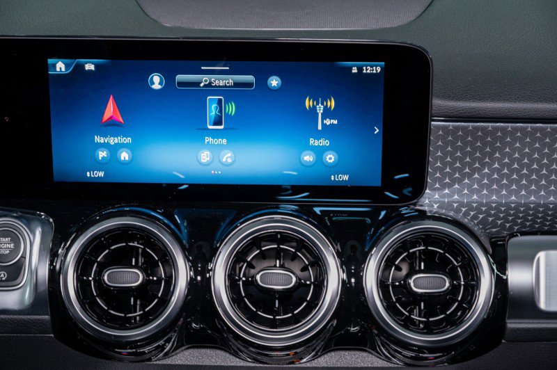 New 2026 Mercedes-Benz GLB 250 image 17