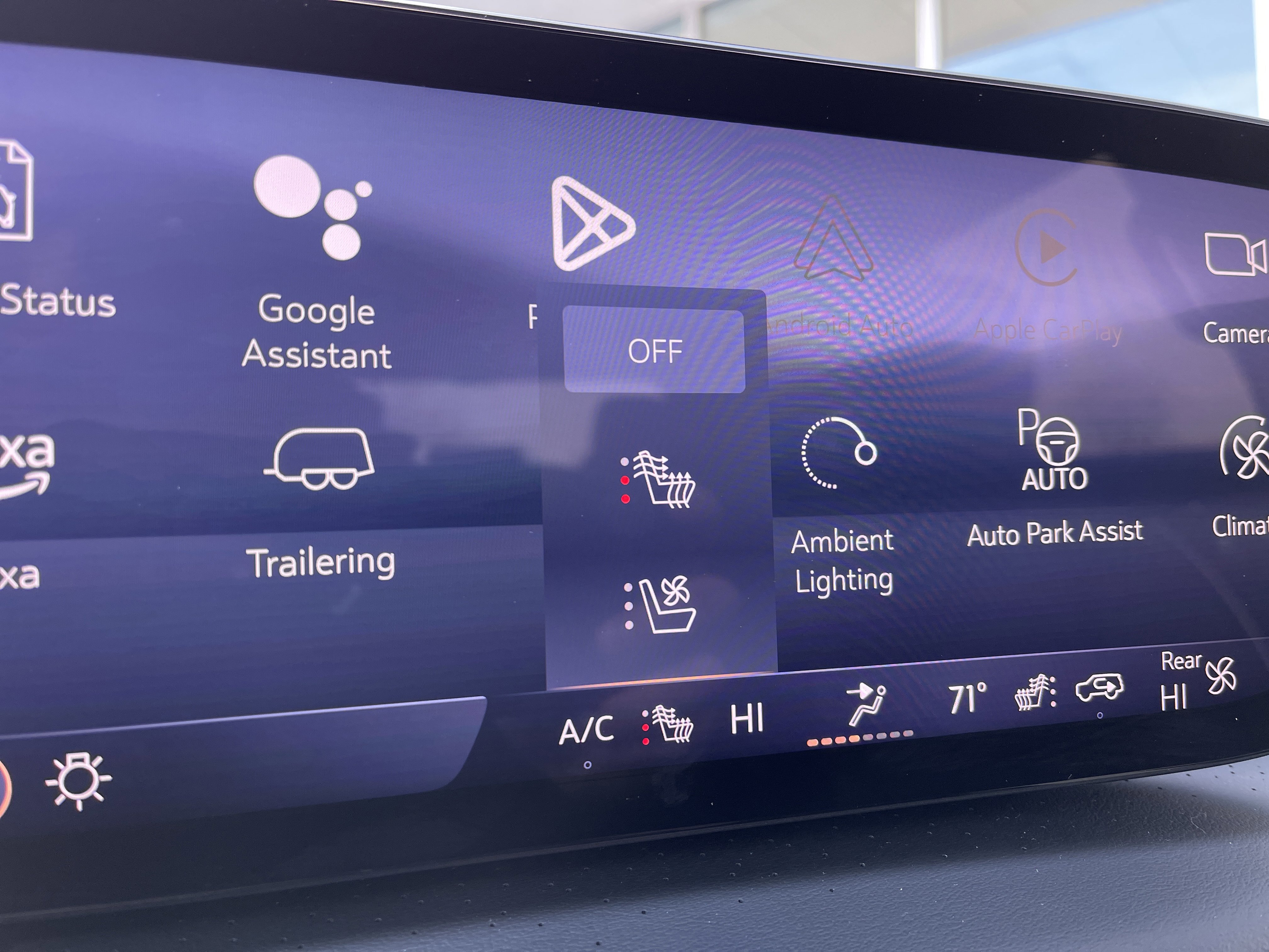 Used 2025 Buick Enclave Avenir w/ Super Cruise Package image 36