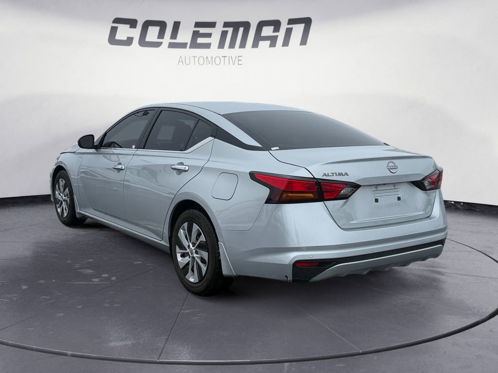 Used 2023 Nissan Altima 2.5 S image 3