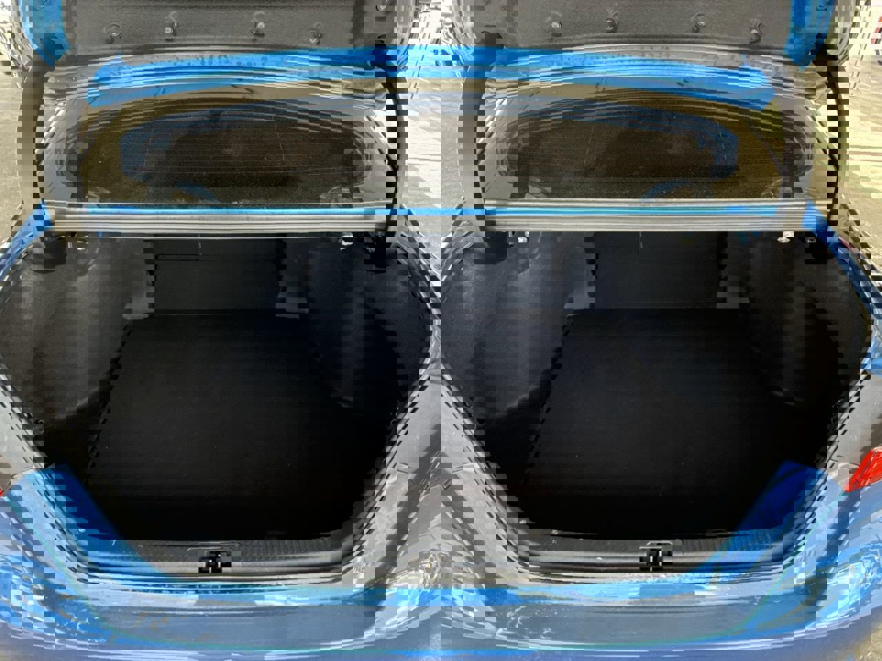 Used 2020 Toyota Camry XSE image 24