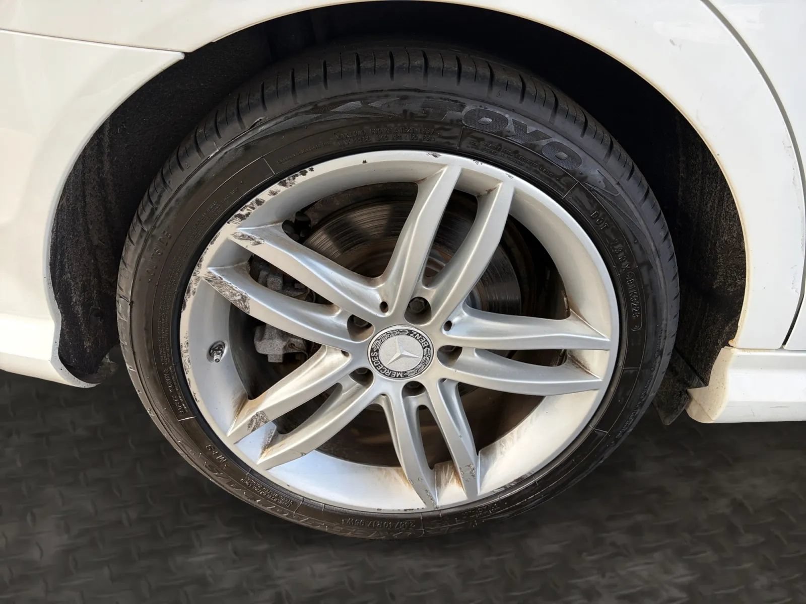 Used 2013 Mercedes-Benz C 300 4MATIC Sedan image 39