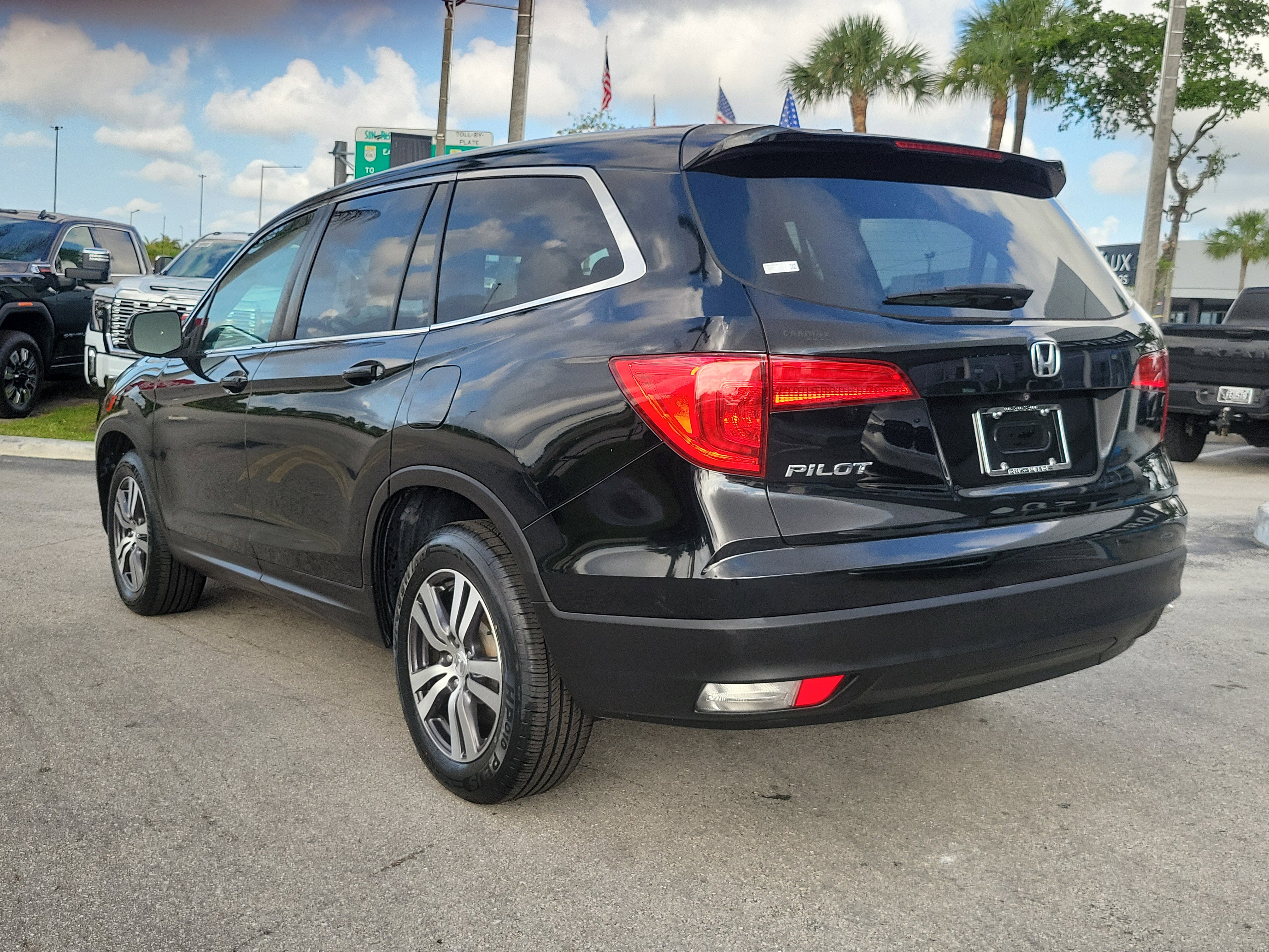 Used 2018 Honda Pilot EX-L image 7