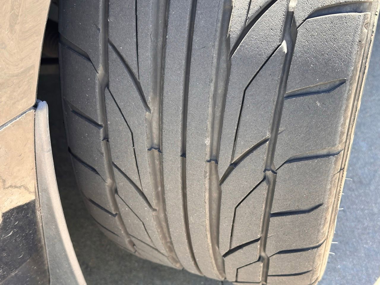 Used 2016 Dodge Challenger SRT Hellcat image 3