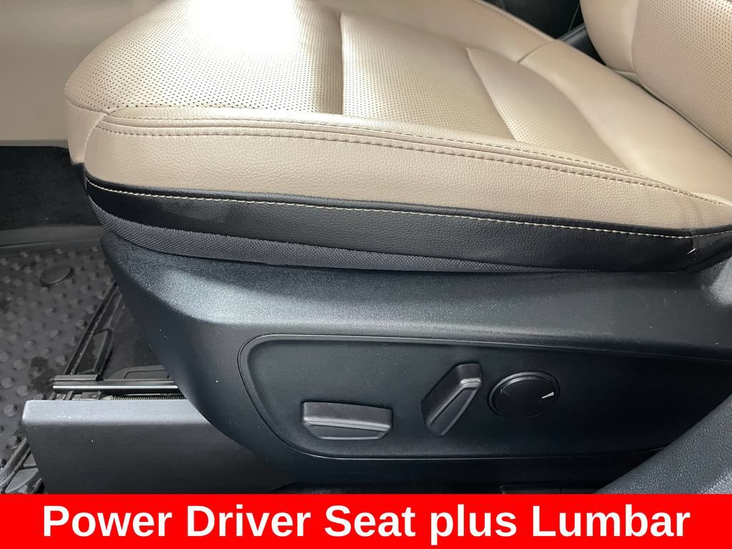Used 2021 Ford Escape SEL w/ Technology Package FWD image 12