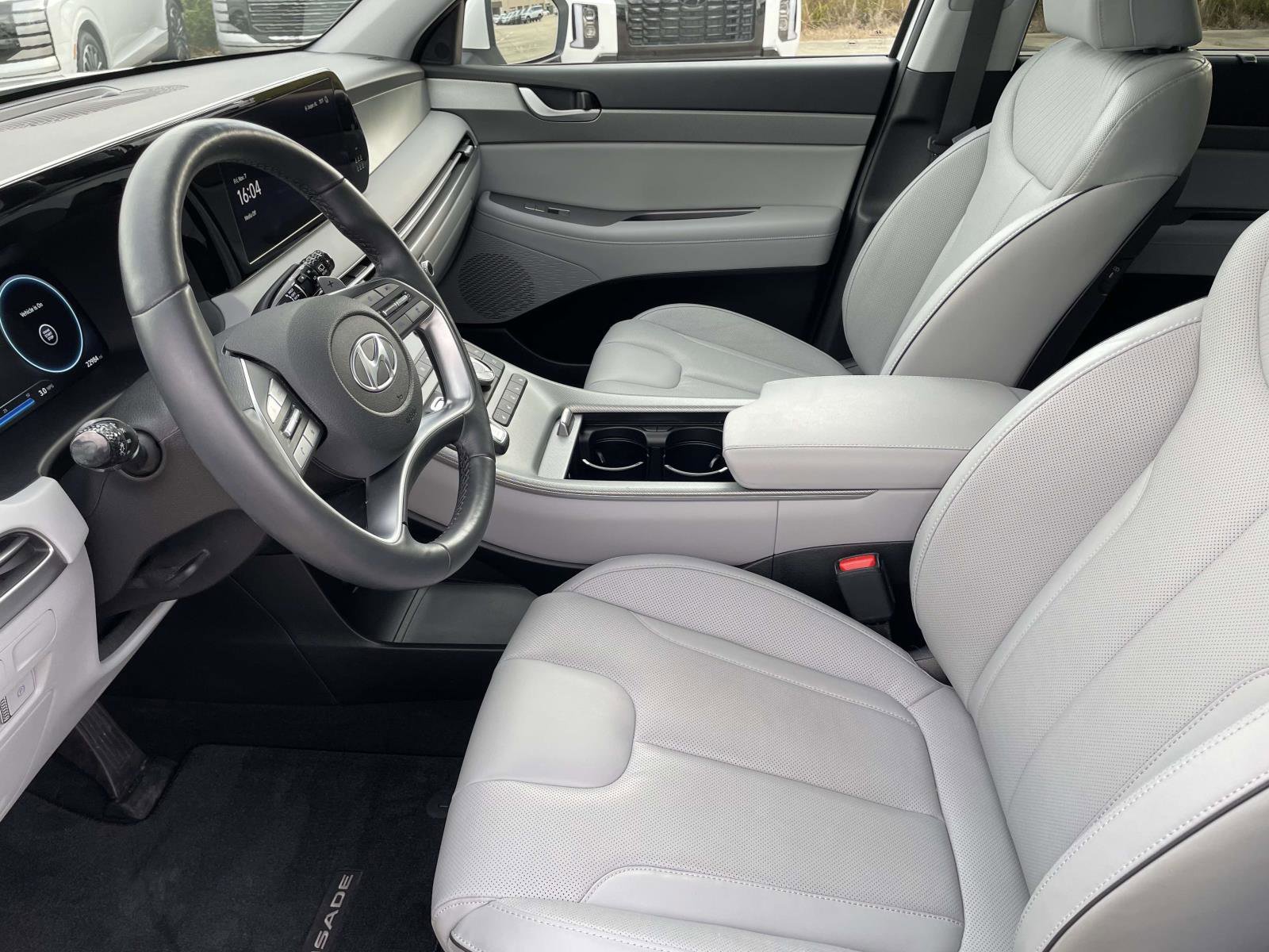 Used 2025 Hyundai Palisade SEL image 12