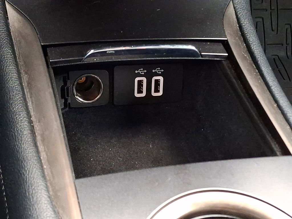 Used 2019 Lincoln MKC Premiere image 24