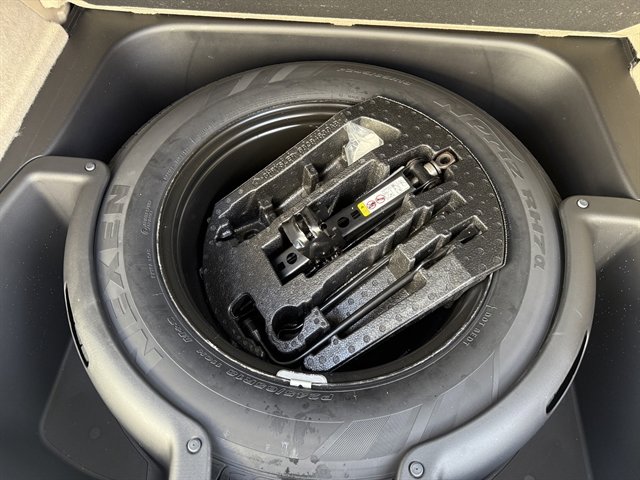 Used 2020 Jeep Grand Cherokee Overland image 47