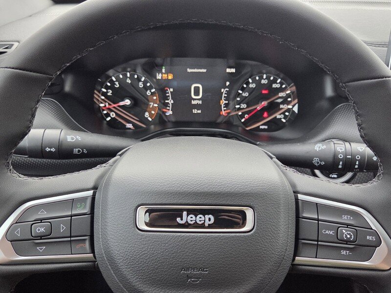 New 2026 Jeep Compass Latitude image 21