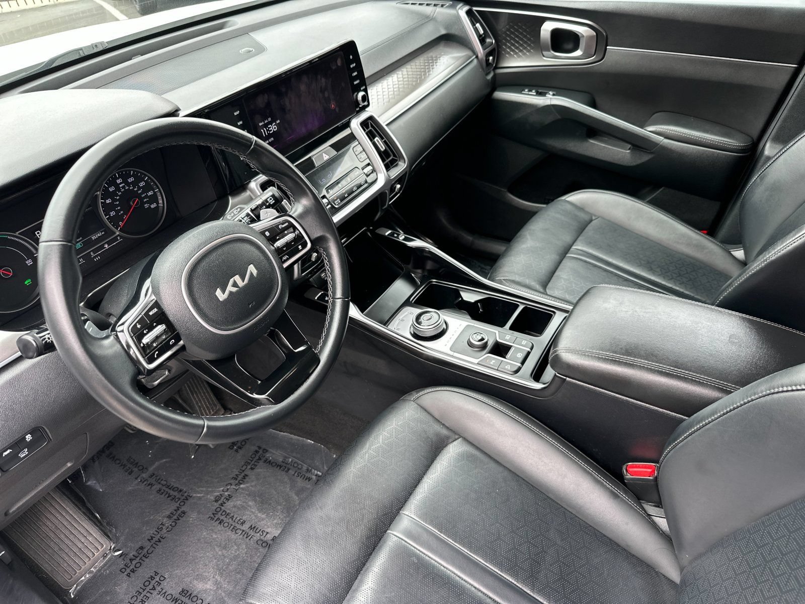 Certified 2023 Kia Sorento EX FWD image 12