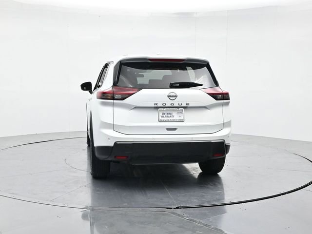 Used 2025 Nissan Rogue SV image 8