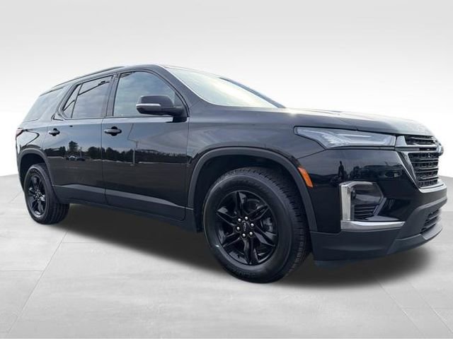 Used 2023 Chevrolet Traverse LT w/ Midnight/Sport Edition image 9