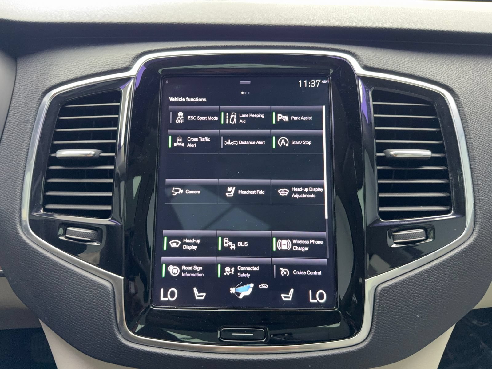Used 2021 Volvo XC90 T6 Momentum w/ Advanced Package AWD/4WD image 28