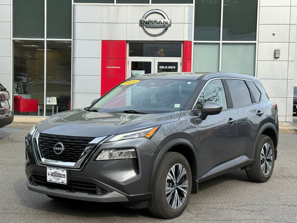 Used 2023 Nissan Rogue SV