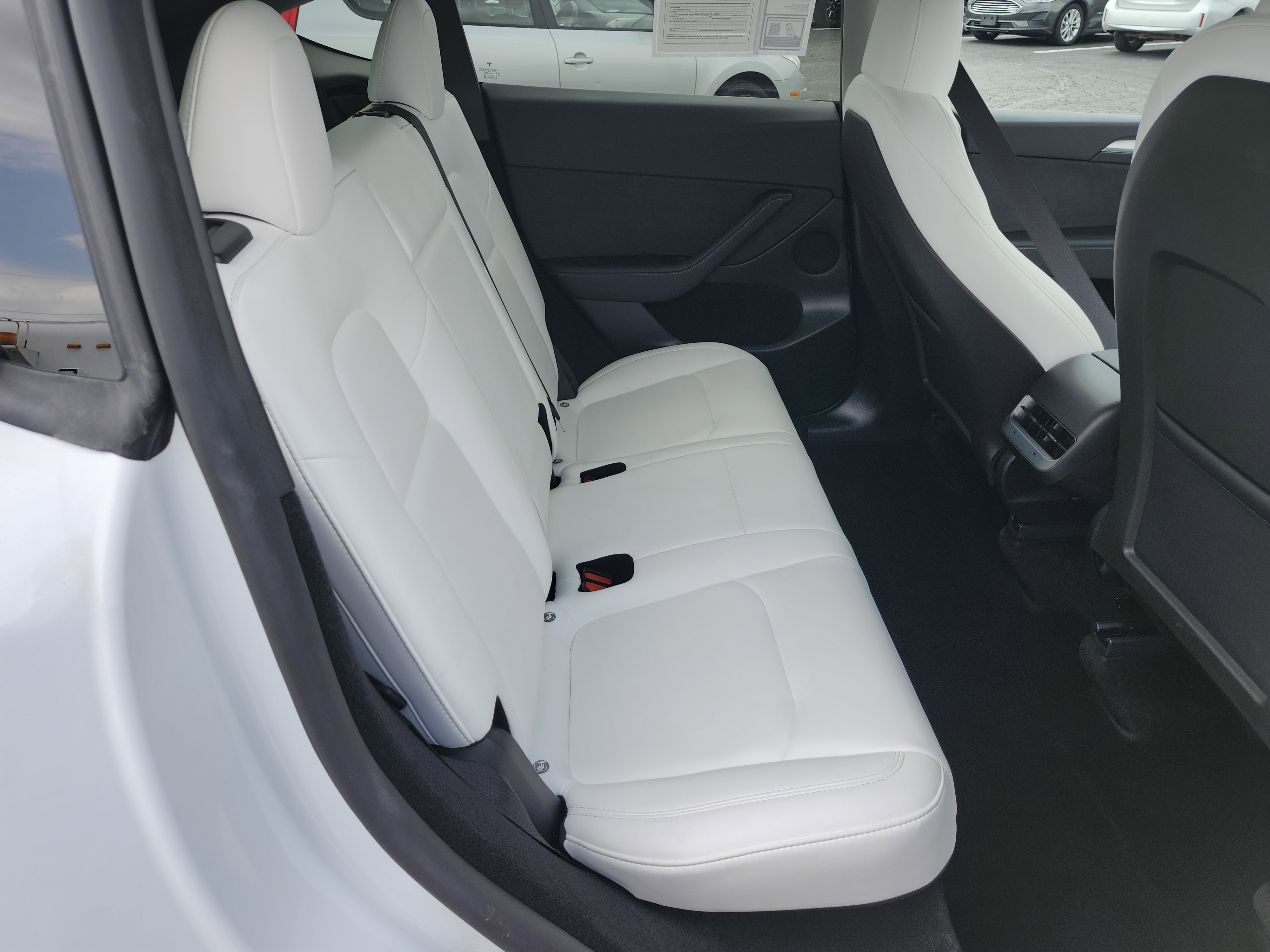 Used 2024 Tesla Model Y Long Range image 18