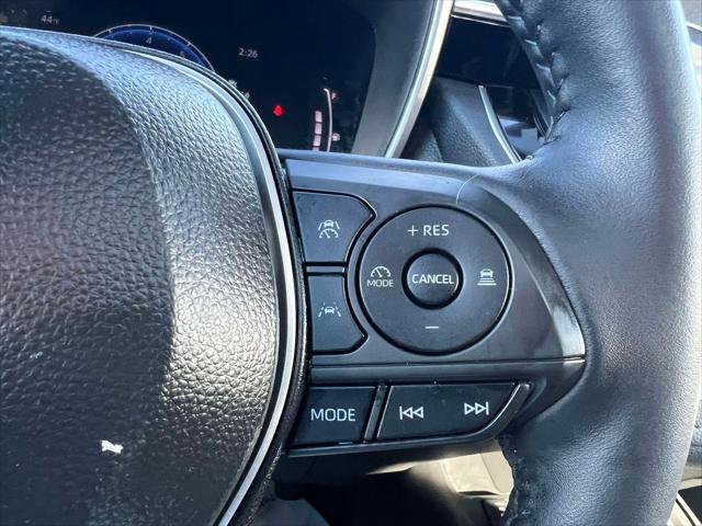 Certified 2025 Toyota Corolla XSE image 28