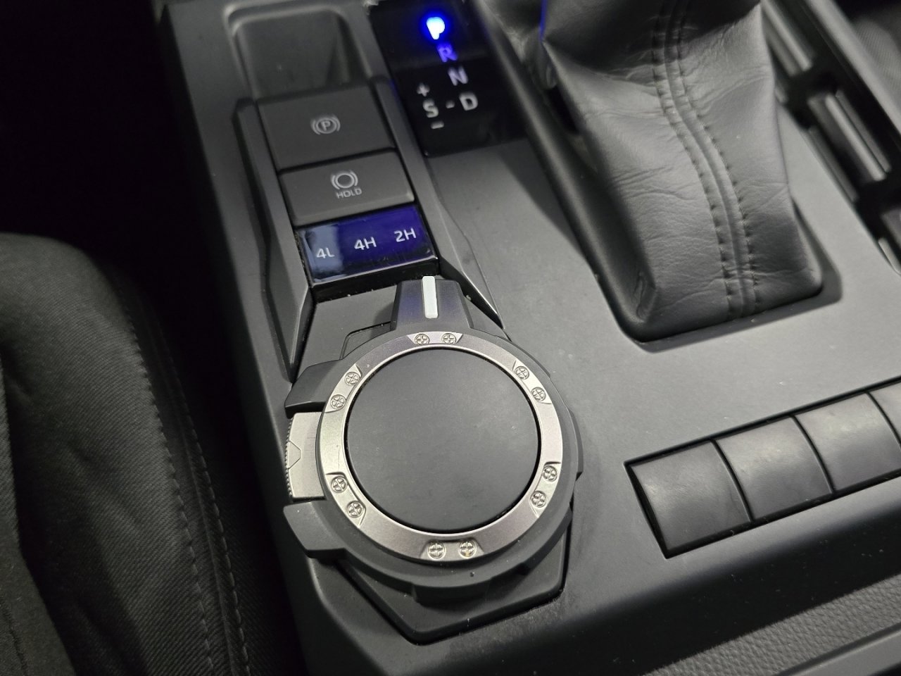 Certified 2024 Toyota Tacoma SR AWD/4WD image 28