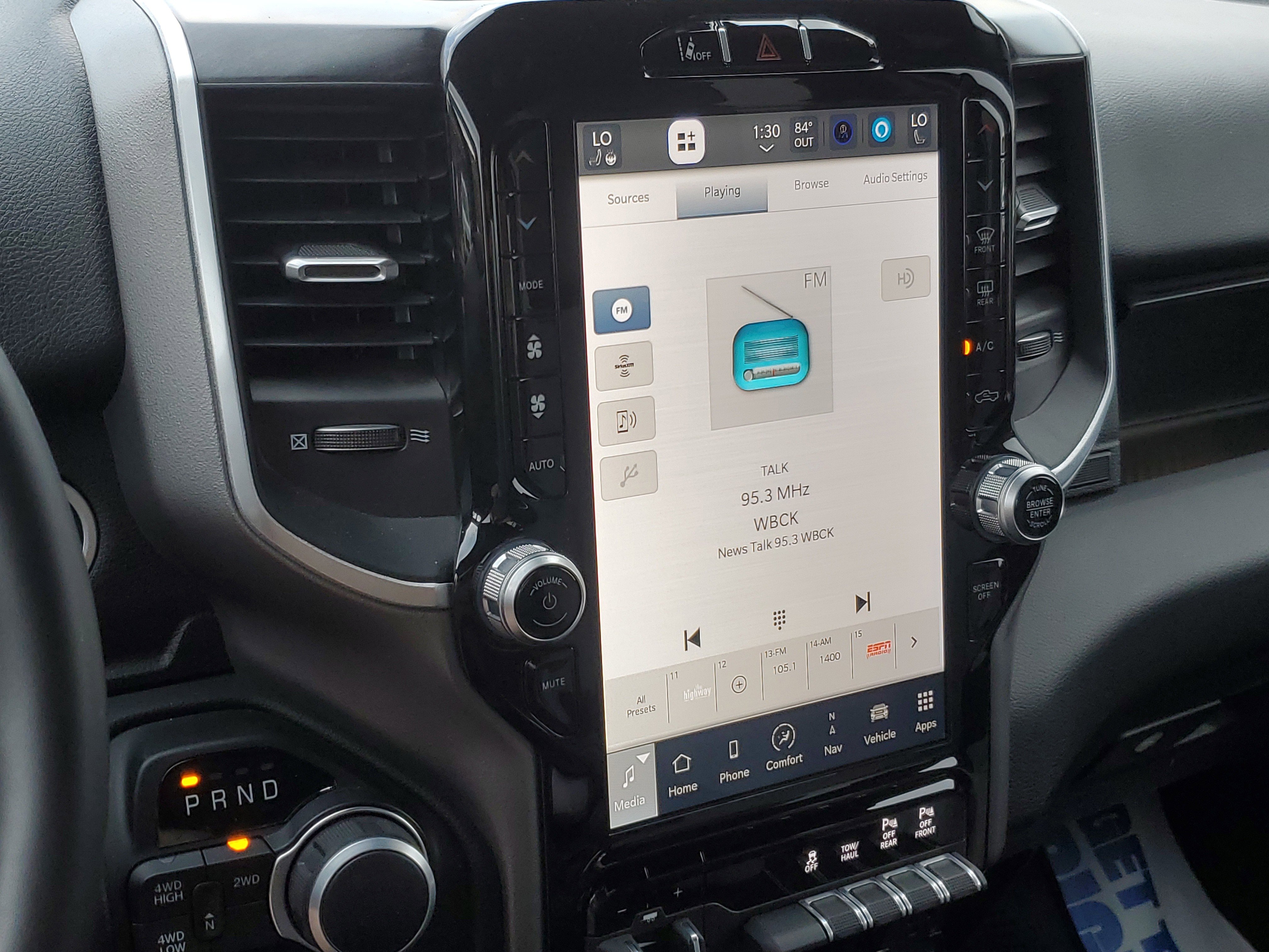 Used 2024 RAM 2500 Big Horn w/ Safety Group image 16