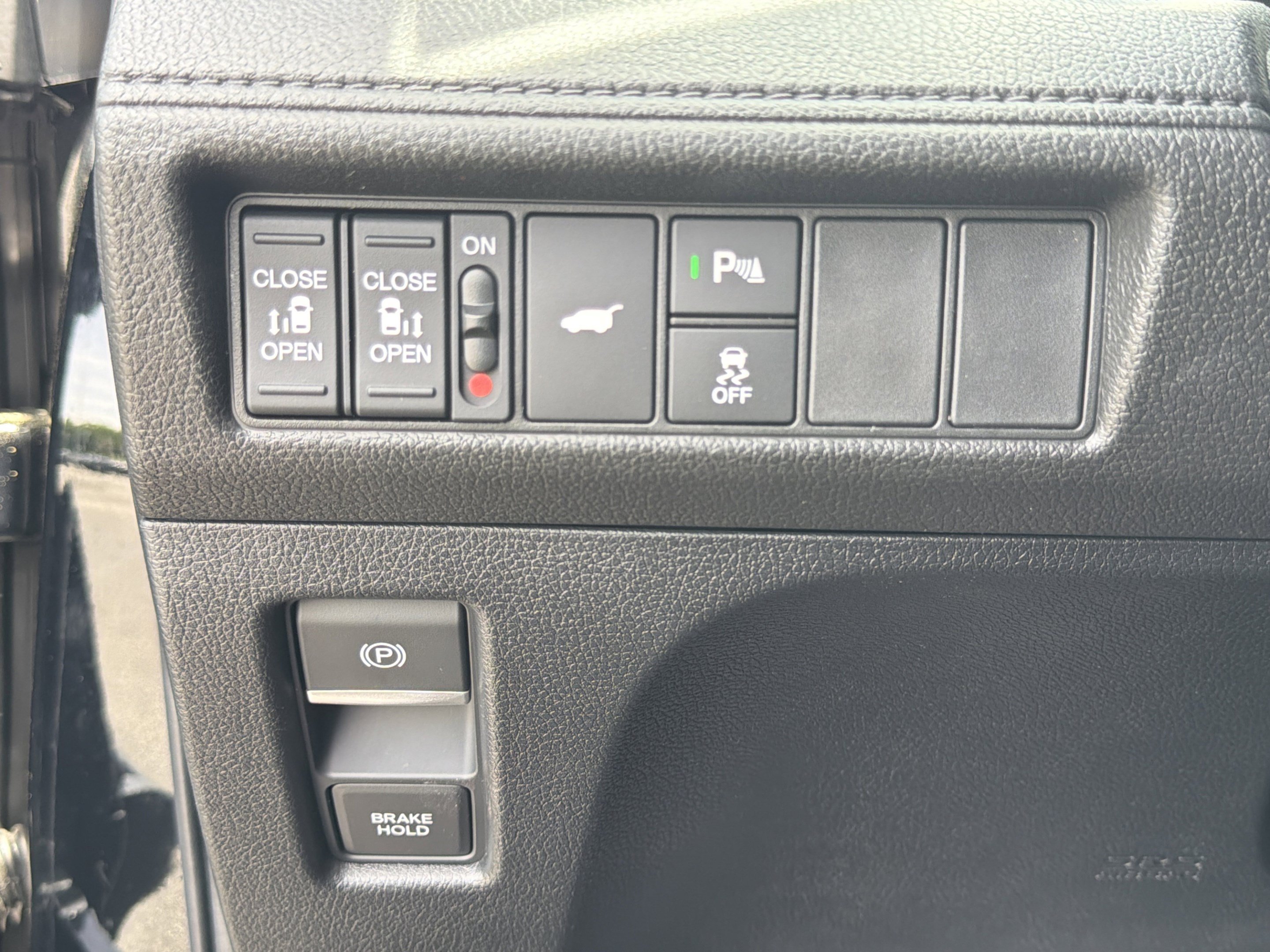 New 2026 Honda Odyssey Touring image 16