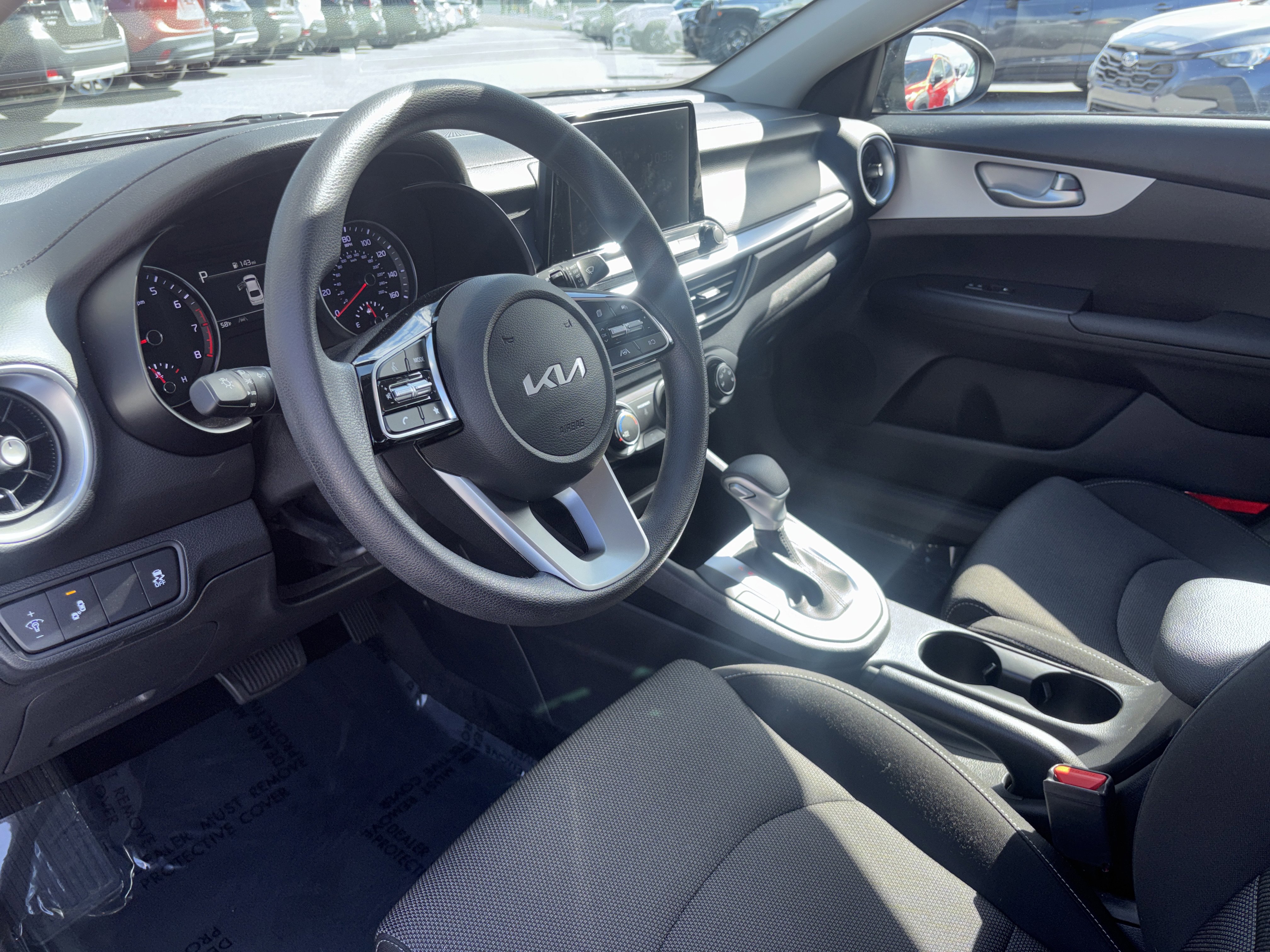 Used 2024 Kia Forte LXS w/ LXS Technology Package image 10