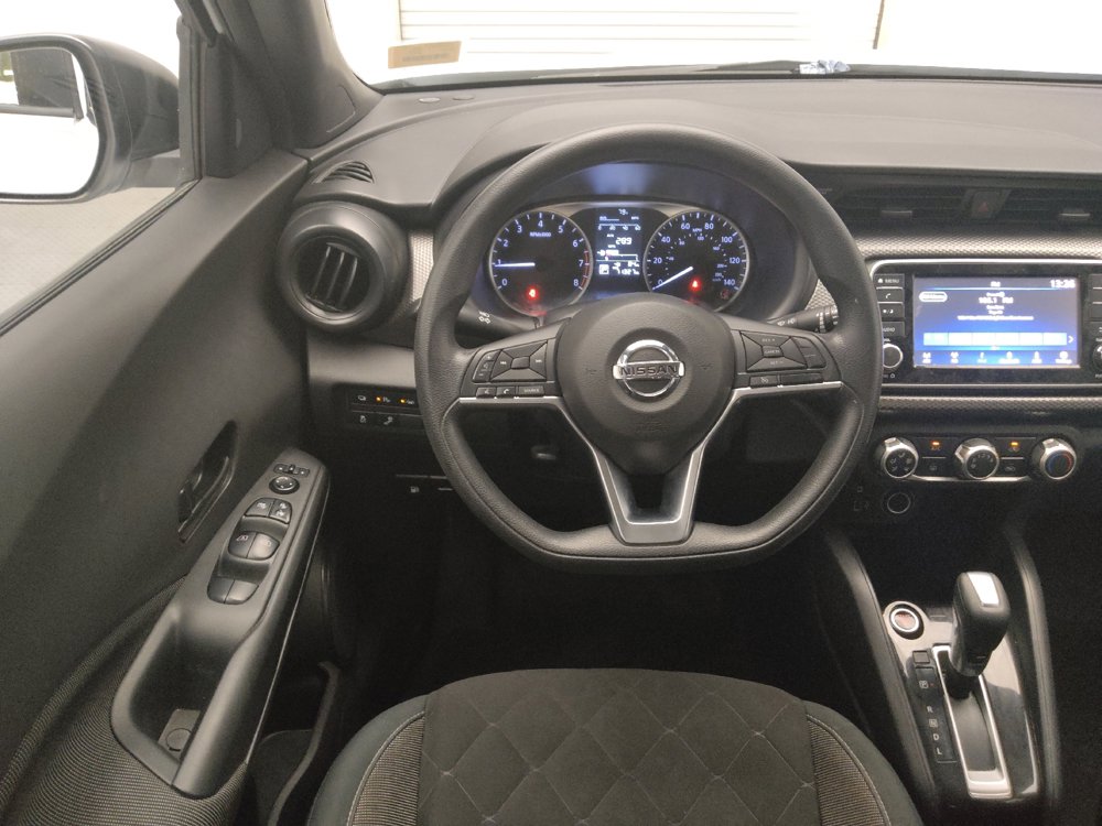 Used 2020 Nissan Kicks S FWD image 22