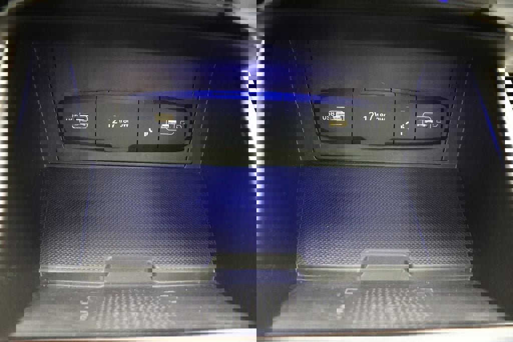 Used 2023 Hyundai Tucson Limited image 30