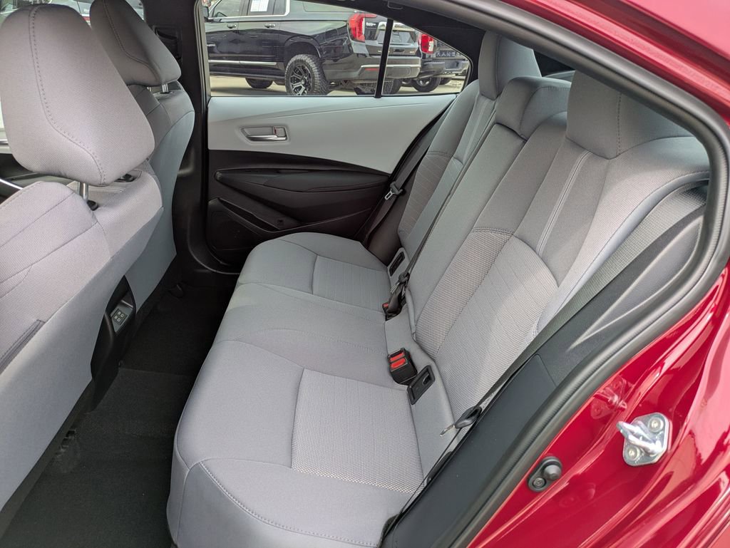 Used 2024 Toyota Corolla SE image 9