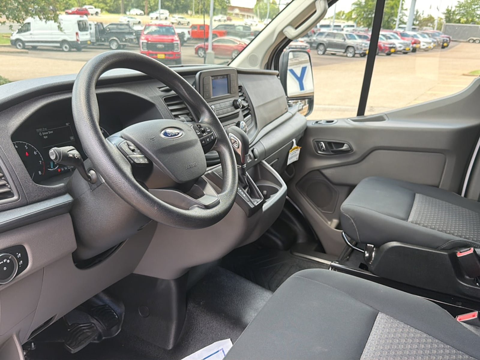 Used 2025 Ford Transit 250 Low Roof w/ Exterior Upgrade Package RWD image 12