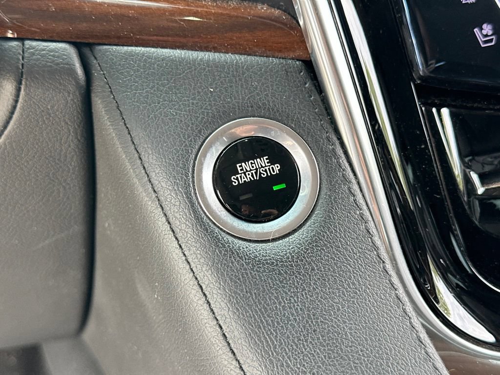 Used 2020 Cadillac Escalade Luxury AWD/4WD image 55