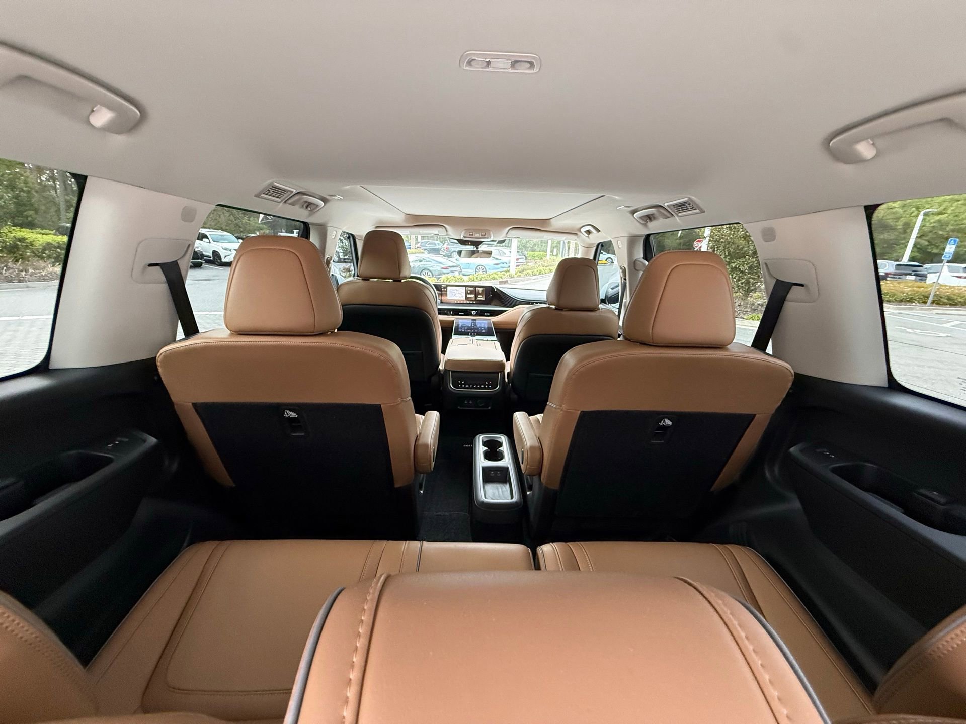 Used 2025 INFINITI QX80 Luxe image 24