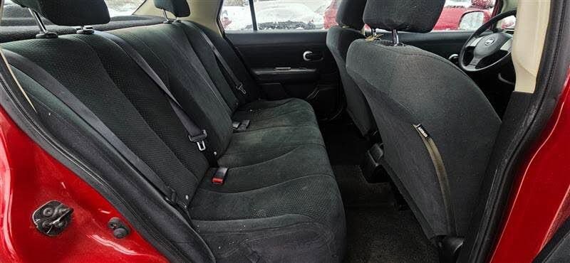 Used 2011 Nissan Versa 1.8 S FWD image 15