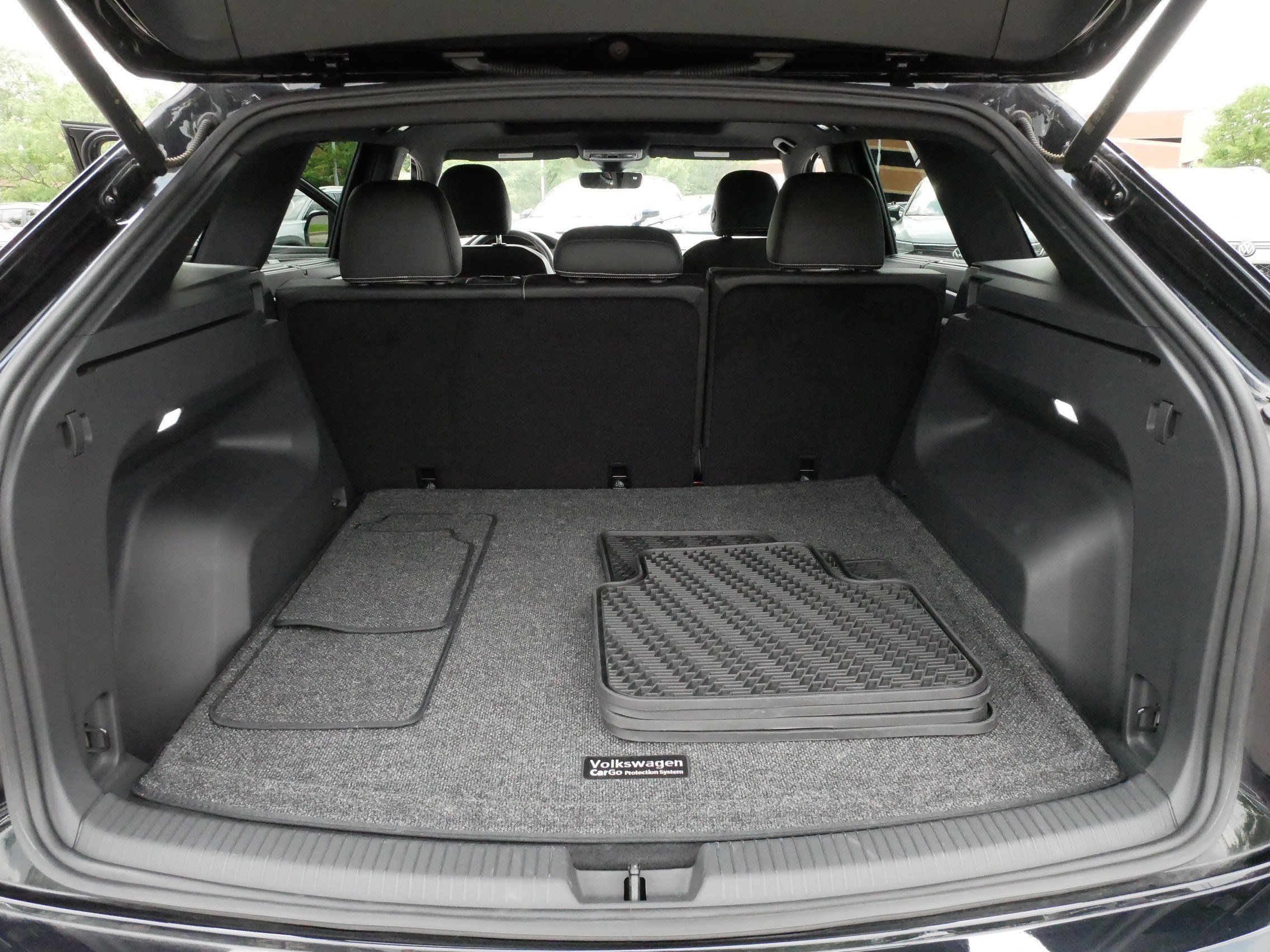 Used 2024 Volkswagen Atlas Cross Sport SE w/ Panoramic Sunroof Package AWD/4WD image 18