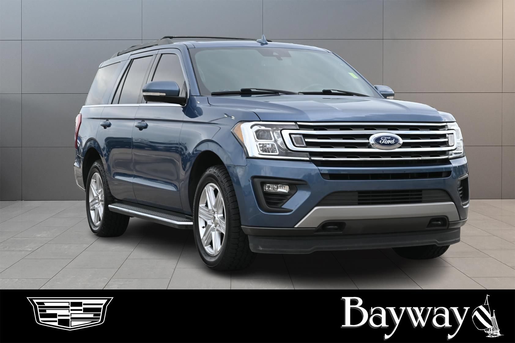 Used 2020 Ford Expedition XLT w/ Equipment Group 202A AWD/4WD image 4